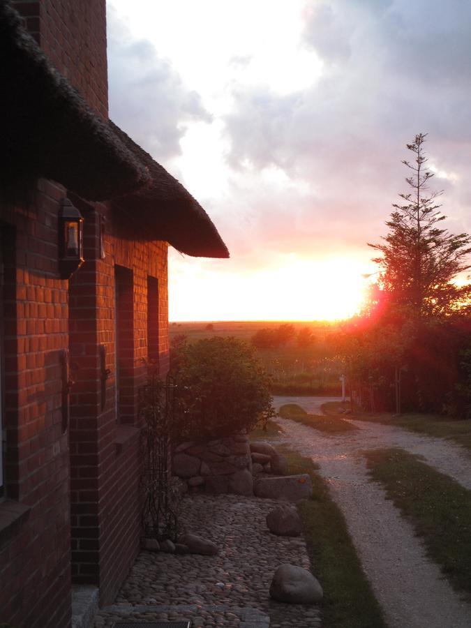 Haus-An-De-Marsch Appartement Midlum  Buitenkant foto